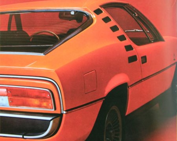 Alfa Romeo Montreal Coupe Modelprogram + Colorsheed 1970 Carbrochure (6860)